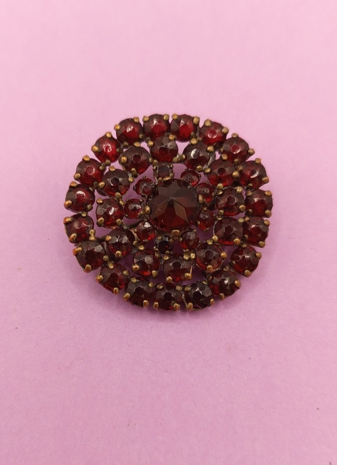 NO TARIFF Antique Bohemian Garnet Brooch Vintage 1 4/8"
