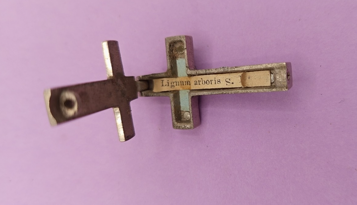 NO TARIFFS Antique Reliquary Saints Relics Religious Crucifix Cross Pendant