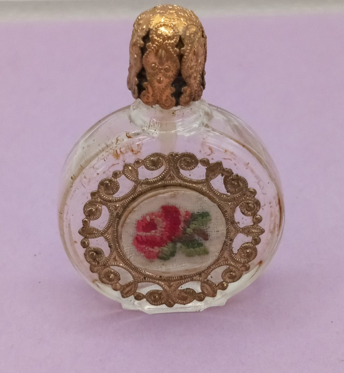 NO TARIFF Vintage Miniature Petit Point Perfume bottle Filigree Stopper Antique