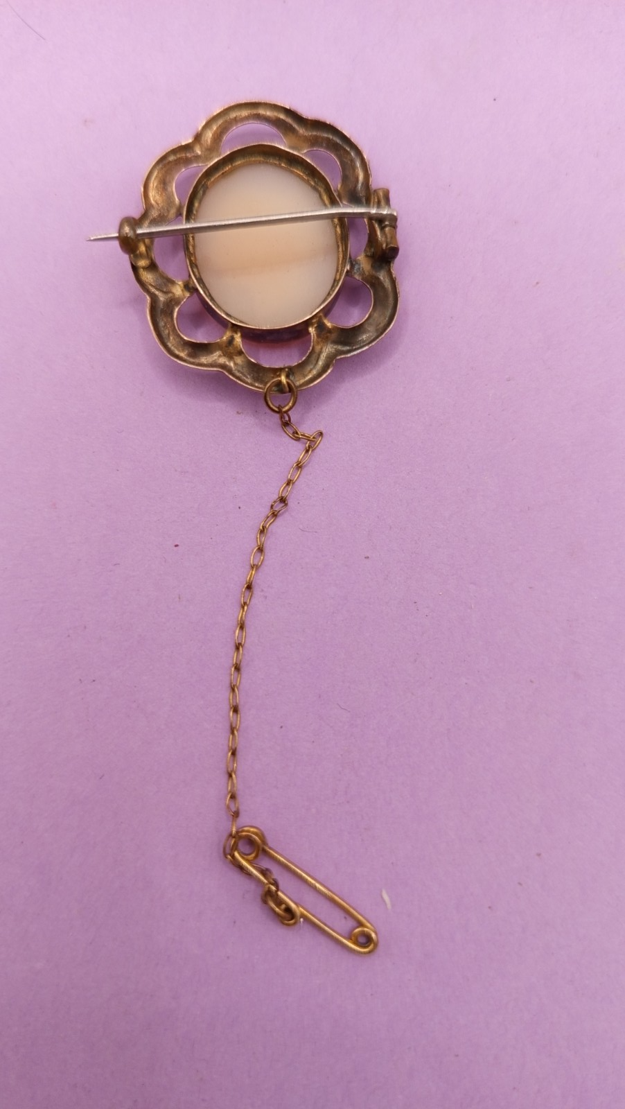 NO TARIFFS Antique 9K Gold Cameo Brooch w/ Security Chain Victorian